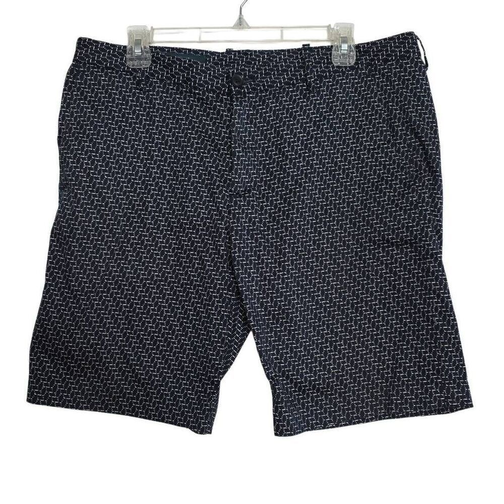 Perry Ellis Men's Size 34 Navy White Stretch Patterned Flat Front Shorts